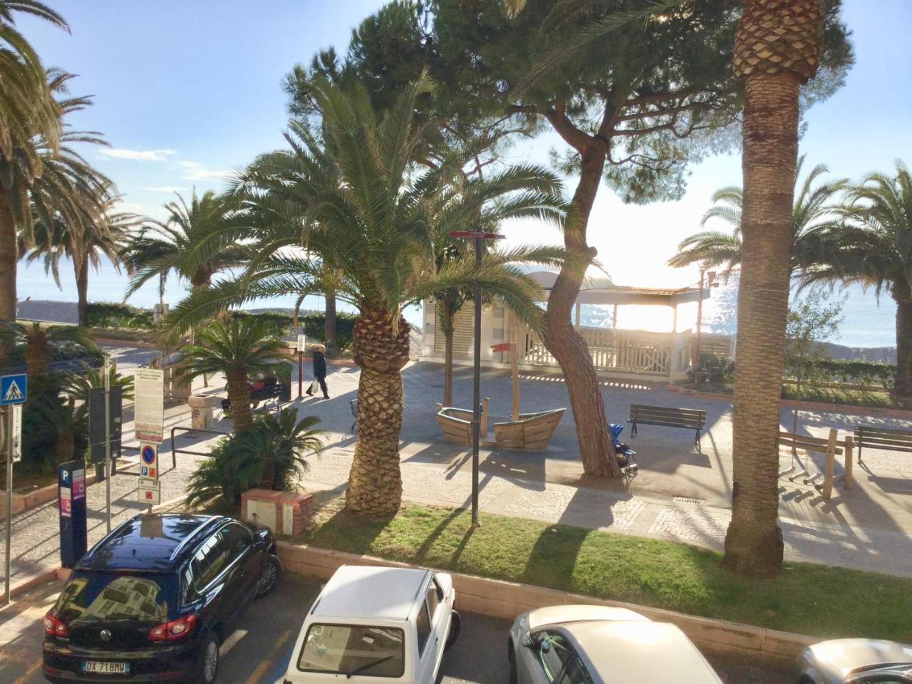 La Villetta Appartamenti Per Vacanze Finale Ligure Eksteriør bilde