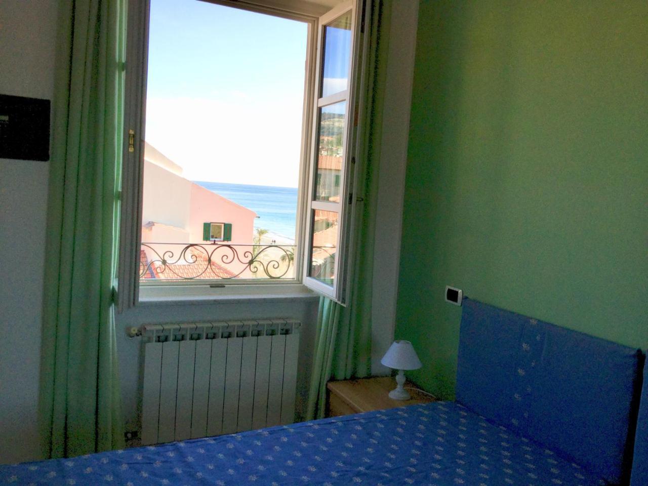La Villetta Appartamenti Per Vacanze Finale Ligure Eksteriør bilde